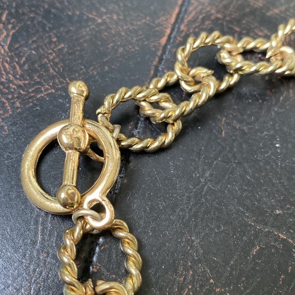 Necklace - Picture 2 of 3